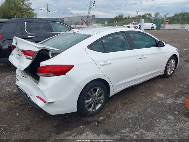 5NPD84LF1HH041446 Hyundai 2017