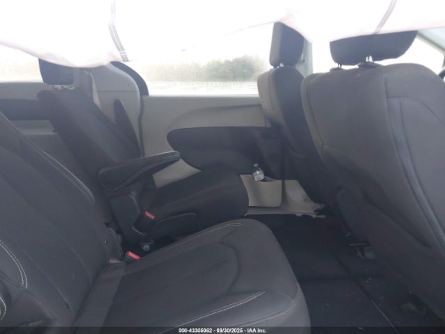 2023 CHRYSLER VOYAGER 2C4RC1CG0PR529817 Photo 7