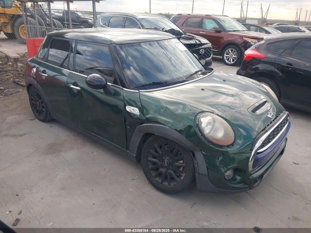 2016 MINI HARDTOP WMWXU3C59G2D29290 Photo 0