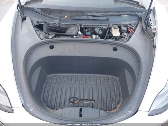 2023 TESLA MODEL 3 5YJ3E1EA1PF384968 Photo 9