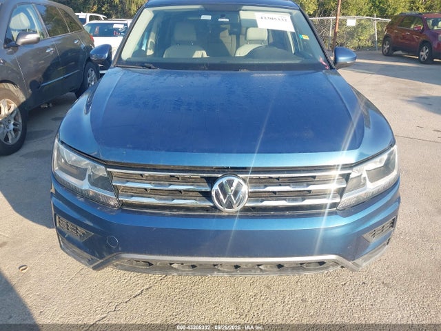 Volkswagen Tiguan 2018 3VV1B7AX3JM096435 Image 11