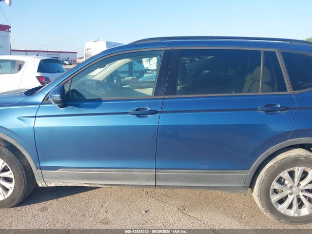Volkswagen Tiguan 2018 3VV1B7AX3JM096435 Image 13