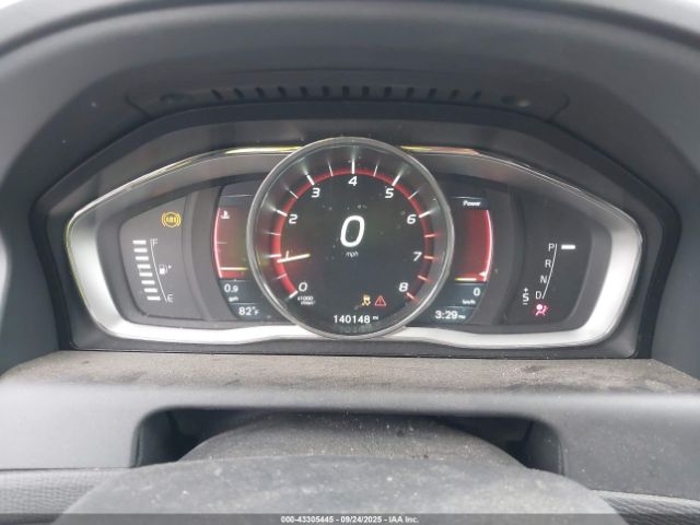 2015 VOLVO XC60 YV4612RK7F2757513 Photo 6