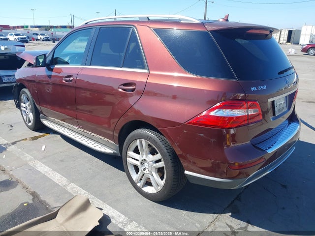 Mercedes-Benz 2014 2014 4JGDA5HB4EA425302 Image 3