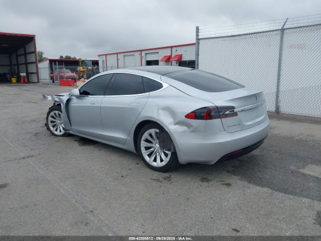2017 TESLA MODEL S 5YJSA1E21HF192192 Photo 2