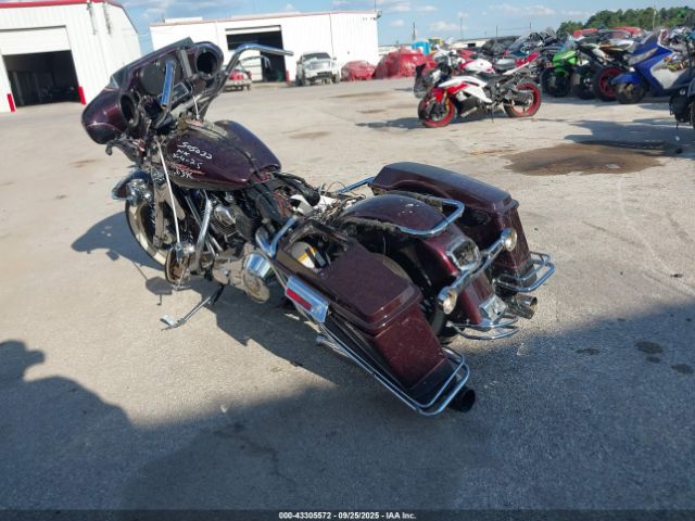 2005 HARLEY-DAVIDSON FLHRI 1HD1FBW1X5Y706396 Photo 2