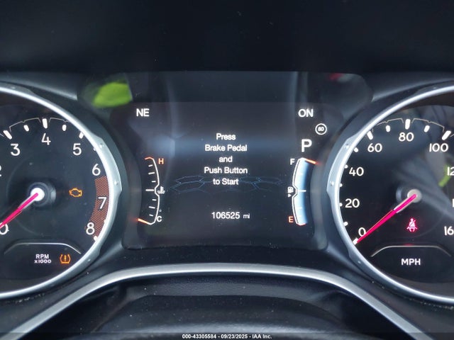 Jeep 2019 2019 3C4NJDBB3KT595666 Image 15
