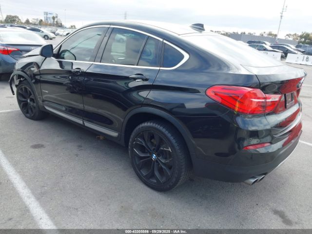 2018 BMW X4 5UXXW3C51J0T81511 Photo 2