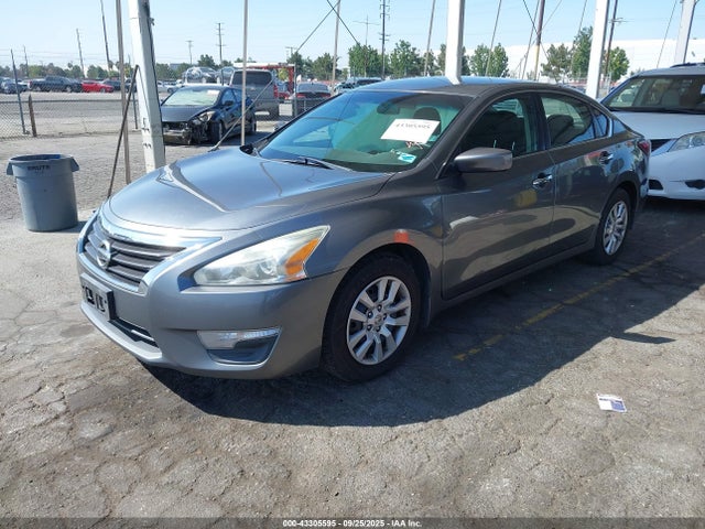 Nissan Altima 2015 1N4AL3AP2FC218818 Image 2