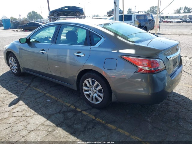 Nissan Altima 2015 1N4AL3AP2FC218818 Image 3