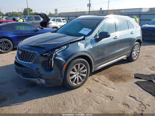 2019 CADILLAC XT4 1GYFZCR41KF177822 Photo 1