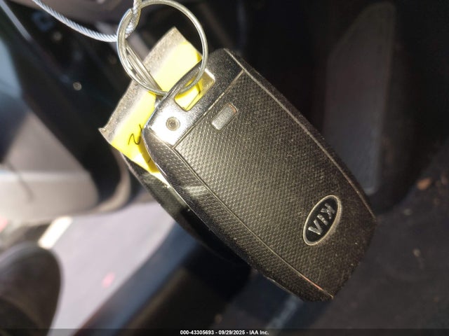43305693 :رقم المزاد ، KNDPCCAC9G7874381 vin ، 2016 Kia Sportage Ex مزاد بيع