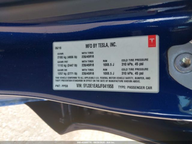 2018 TESLA MODEL 3 5YJ3E1EA5JF041958 Photo 8