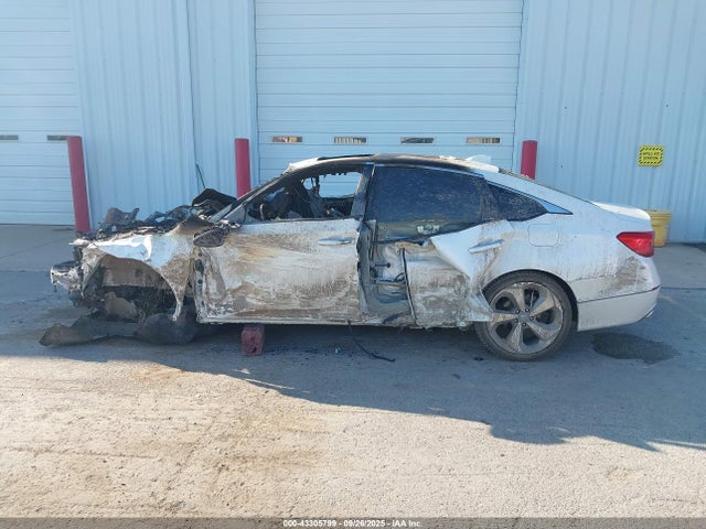 Aukcja sprzedaży 2019 Honda Accord Touring 2.0t, vin: 1HGCV2F94KA801528, numer aukcji: 43305799