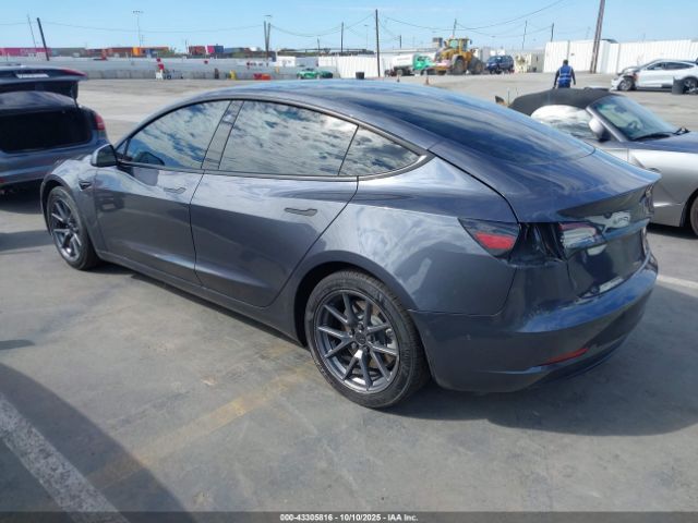2021 TESLA MODEL 3 5YJ3E1EBXMF036378 Photo 2