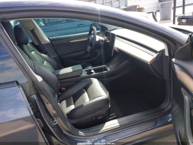 2021 TESLA MODEL 3 5YJ3E1EBXMF036378 Photo 4