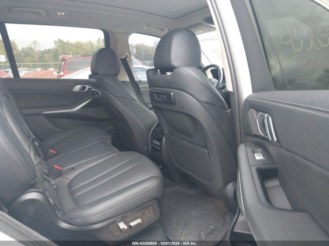 2020 BMW X7 5UXCW2C07L9A00663 Photo 7