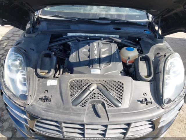 2016 PORSCHE MACAN WP1AF2A50GLB94593 Photo 9