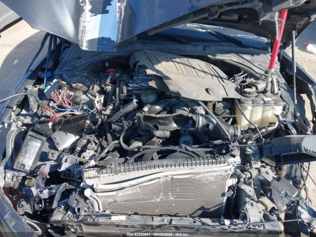 2017 JAGUAR XE SAJAE4BV3HA972155 Photo 9