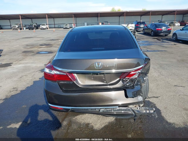 1HGCR2F31HA051076 Honda k24w1