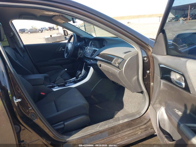 1HGCR2F31HA051076 Honda k24w1