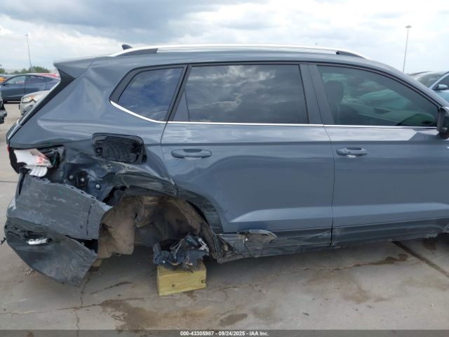 2024 VOLKSWAGEN TAOS 3VVEX7B25RM109316 Photo 5