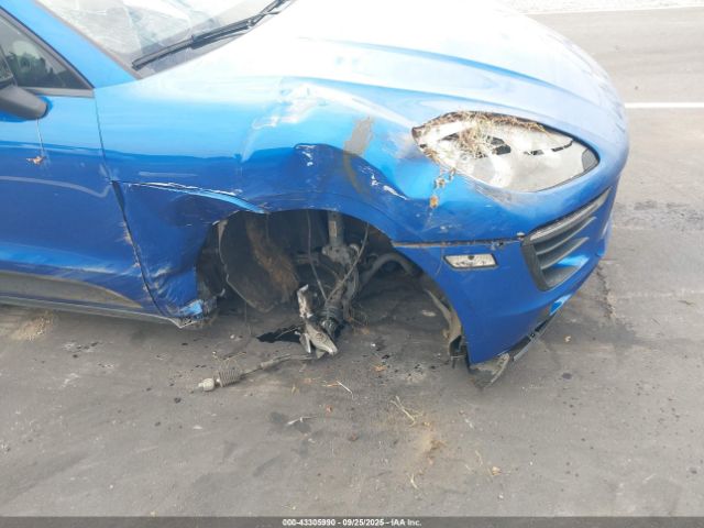 2017 PORSCHE MACAN WP1AA2A55HLB02216 Photo 5