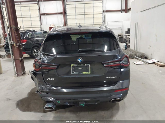 WBX57DP08NN169677 BMW X3