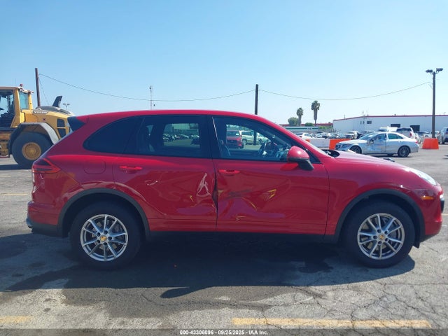 Porsche Cayenne 2016 WP1AA2A22GKA12838 Image 13