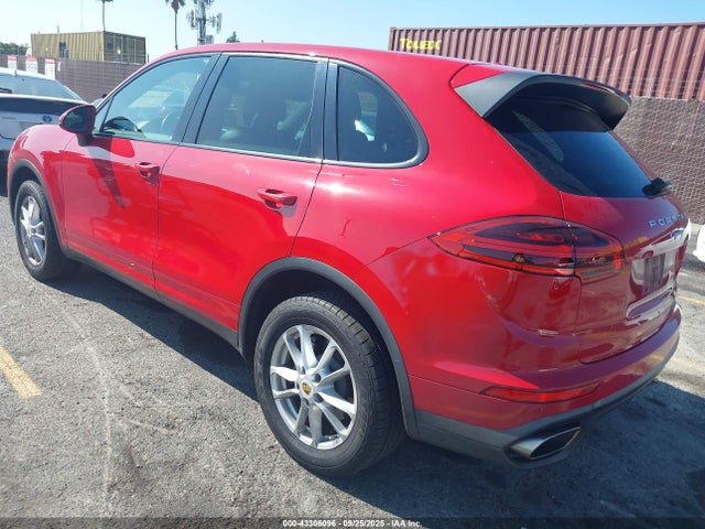 Porsche Cayenne 2016 WP1AA2A22GKA12838 Image 3