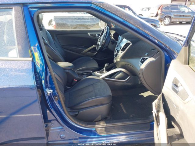 2016 HYUNDAI VELOSTER KMHTC6AD5GU254097 Photo 4