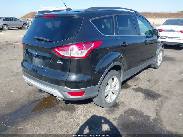 1FMCU9G94FUA82404 Ford Escape
