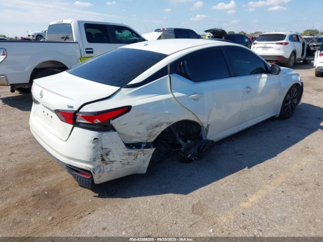 2019 NISSAN ALTIMA 1N4BL4CV8KC172993 Photo 3