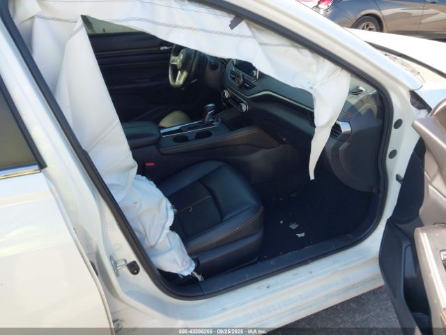 2019 NISSAN ALTIMA 1N4BL4CV8KC172993 Photo 4