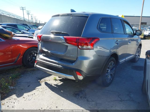 2017 MITSUBISHI OUTLANDER JA4AD2A30HZ012938 Photo 3