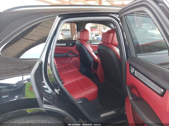 2021 PORSCHE CAYENNE WP1AB2AY7MDA27076 Photo 7
