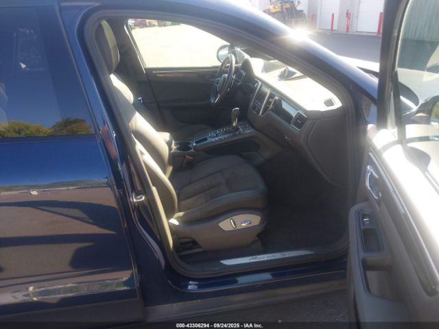 2016 PORSCHE MACAN WP1AB2A5XGLB57918 Photo 4