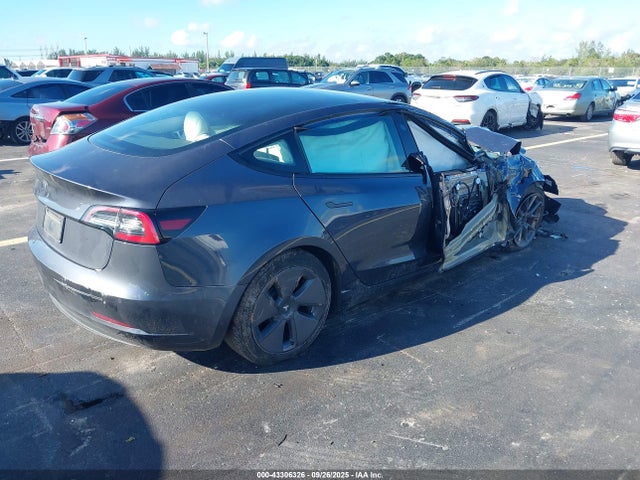 2021 TESLA MODEL 3 5YJ3E1EA0MF058879 Photo 3