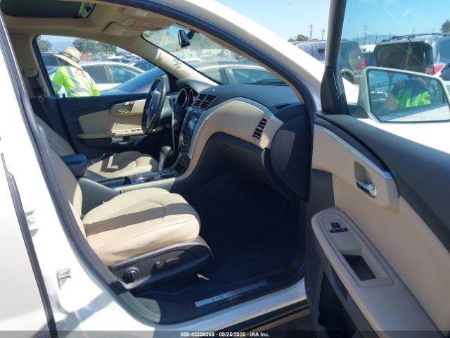 2012 CHEVROLET TRAVERSE 1GNKRLED2CJ184102 Photo 4