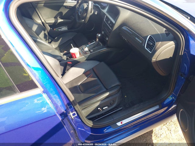 2015 AUDI S4 WAUBGAFL8FA110404 Photo 4
