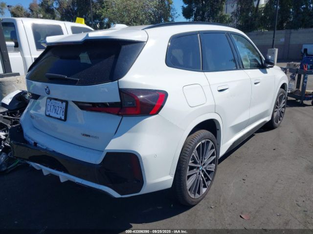 2025 BMW X1 WBX73EF08S5147430 Photo 3