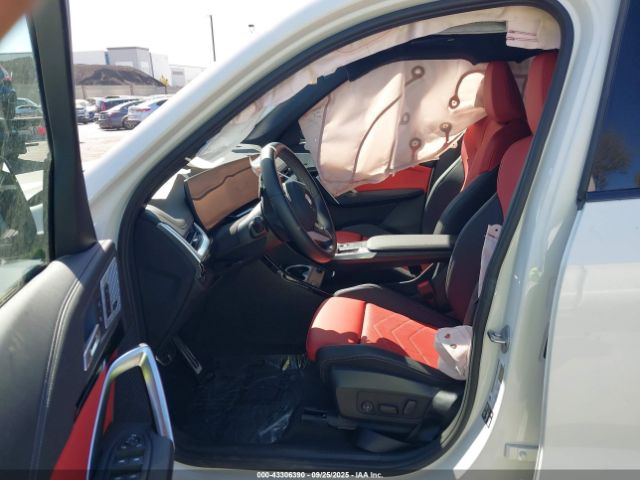 2025 BMW X1 WBX73EF08S5147430 Photo 4