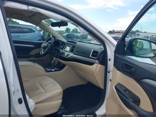 Toyota 2gr-fe 2014 5TDBKRFH7ES020187 Image 5