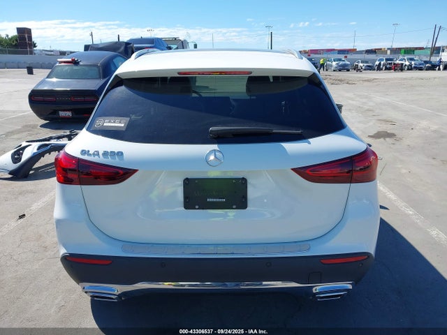W1N4N4GB9SJ653417 Mercedes-Benz m260