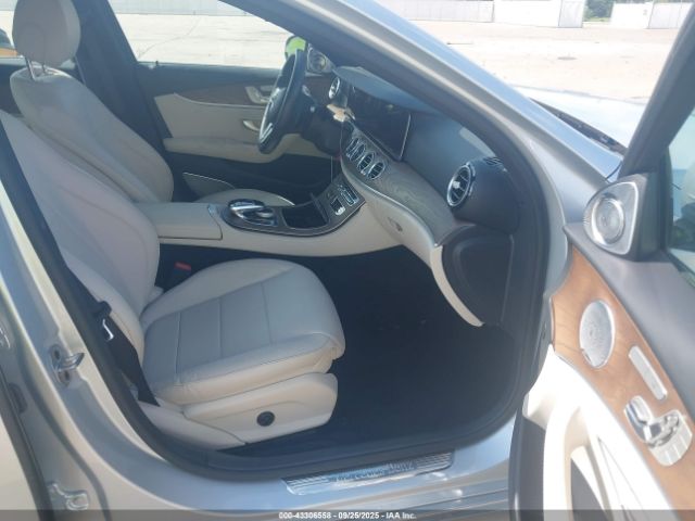 2020 MERCEDES-BENZ E 450 W1KZF6JB3LA760436 Photo 4