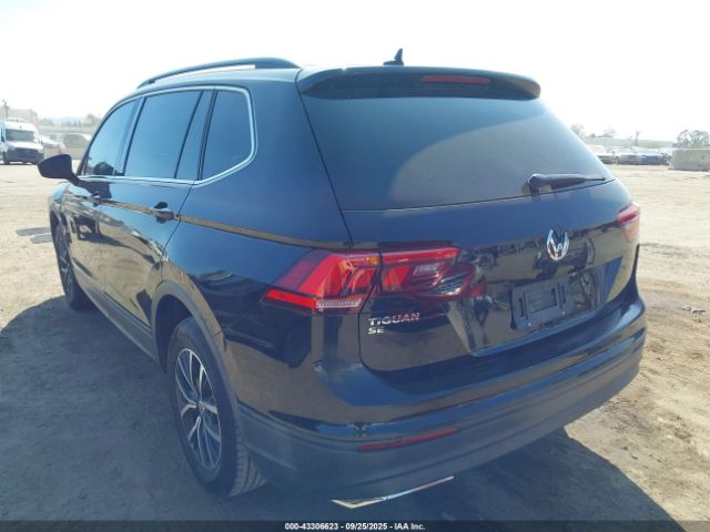 2019 VOLKSWAGEN TIGUAN 3VV3B7AX6KM144231 Photo 2