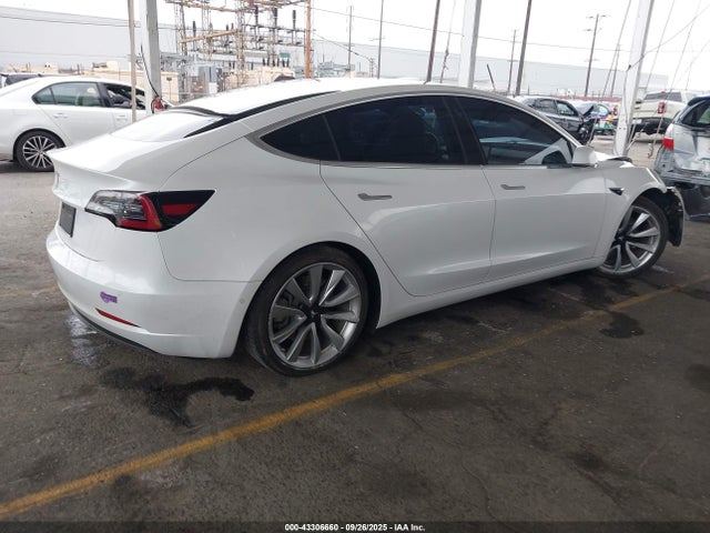 2019 TESLA MODEL 3 5YJ3E1EA9KF190553 Photo 3