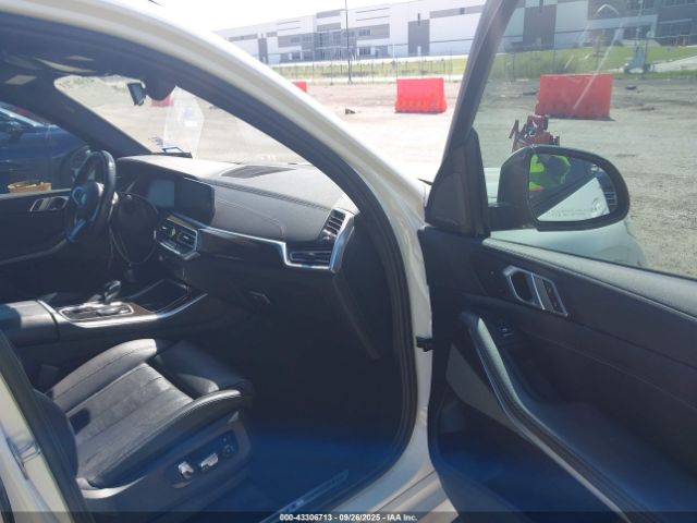 2020 BMW X5 5UXCR4C04LLW63658 Photo 4