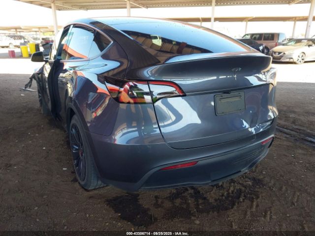 2023 TESLA MODEL Y 7SAYGDED3PF944424 Photo 2