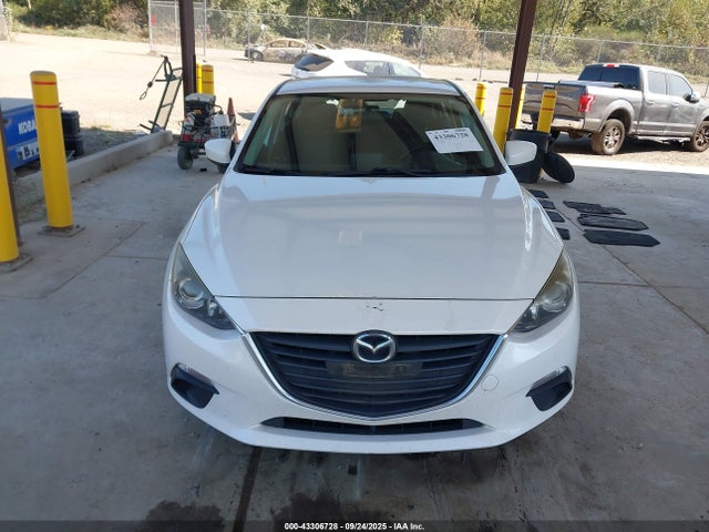 JM1BM1V74E1113315 Mazda pe